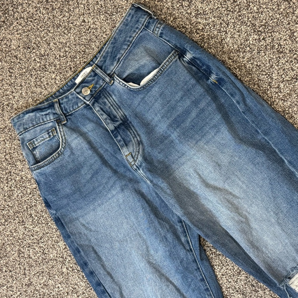 Forever 21 Jeans Wide Leg Distressed Jeans - Picture 3 of 9